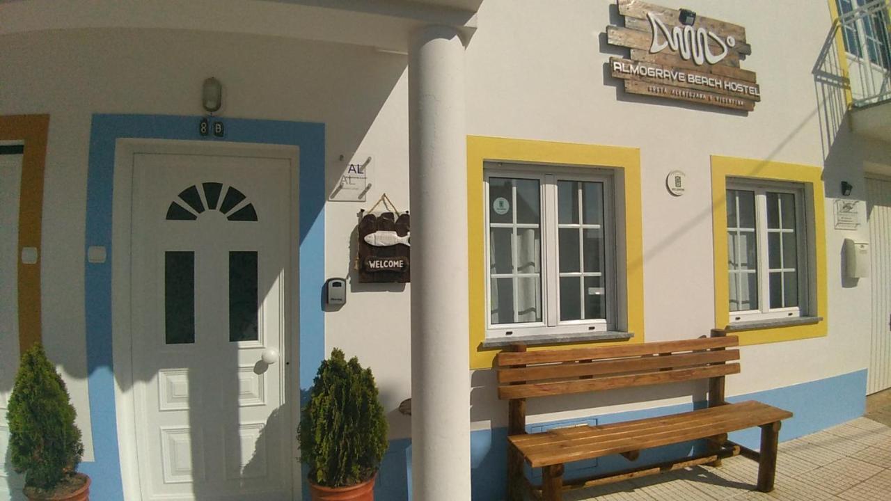 Almograve Beach Hostel Экстерьер фото
