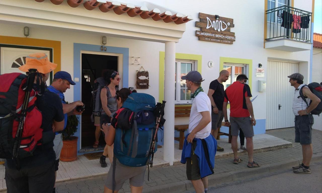 Almograve Beach Hostel Экстерьер фото