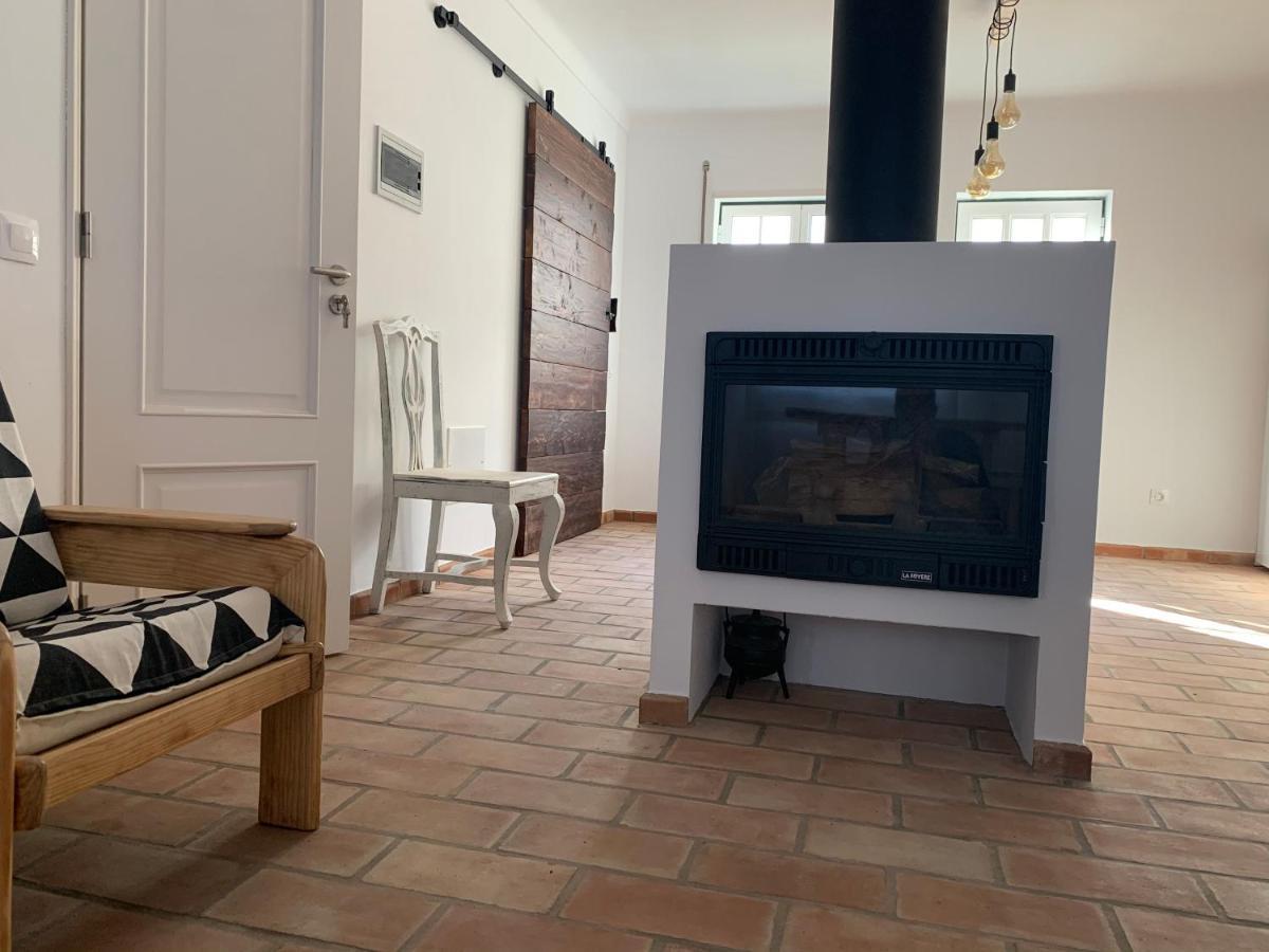Almograve Beach Hostel Экстерьер фото