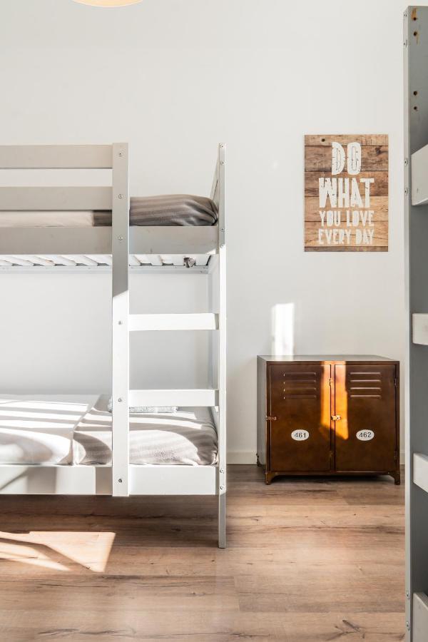 Almograve Beach Hostel Экстерьер фото