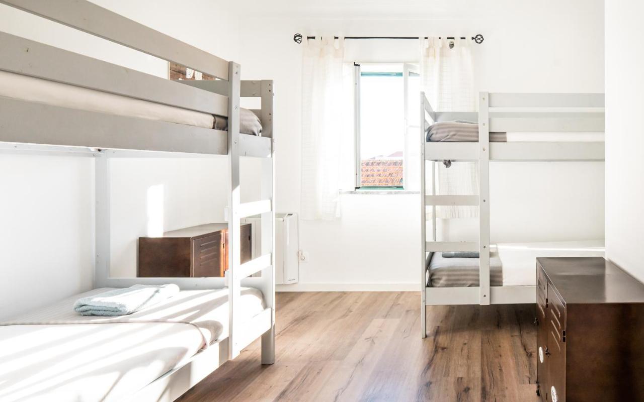 Almograve Beach Hostel Экстерьер фото